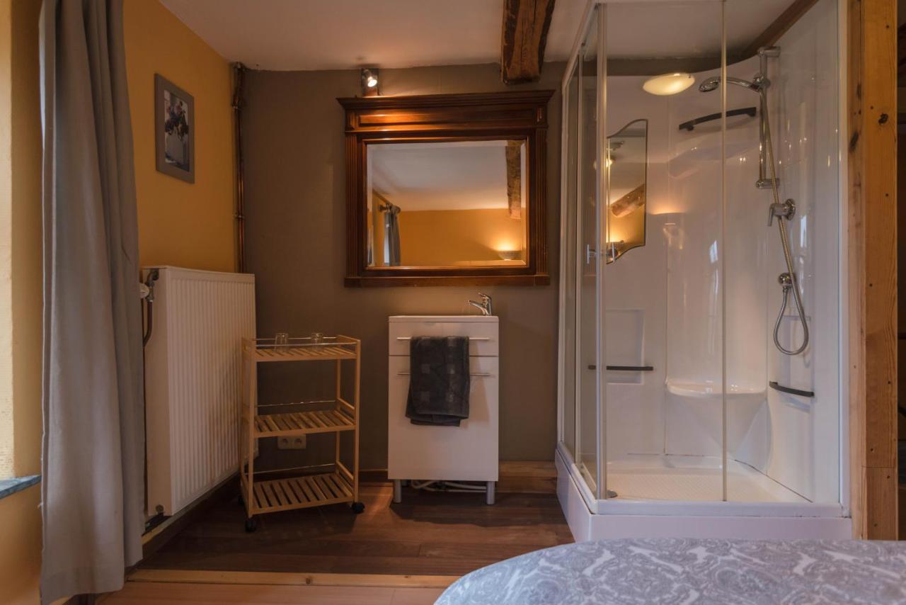 B&B Les Trois Voisins Bourseigne-Vieille Exterior photo